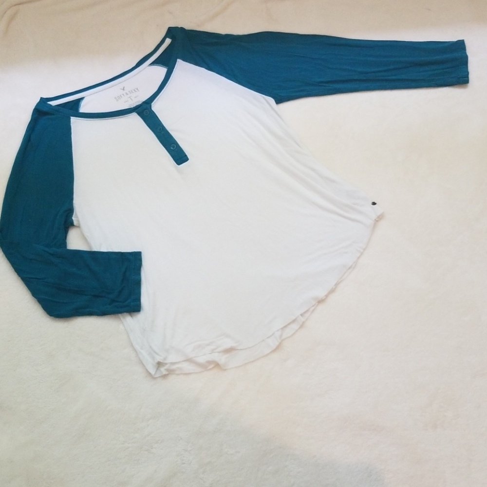 American Eagle Soft & Sexy T shirt